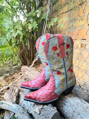 ❤️💕Ostrich youth Two-Tone Western Boots in Pink and Light Blue size 4